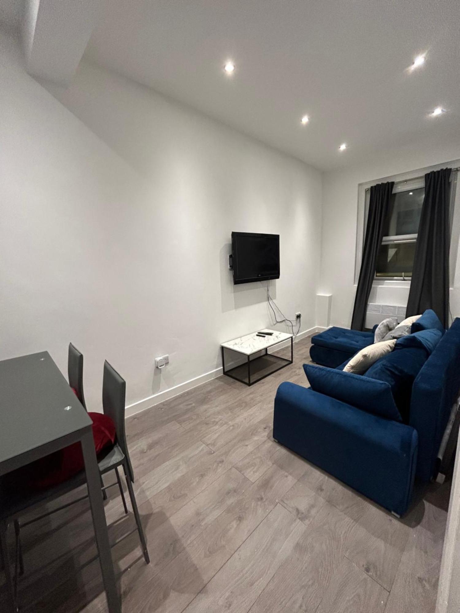Central Locations 1 Bed Apartments Sleeps 4 لندن المظهر الخارجي الصورة